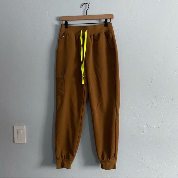 Figs High Waisted Zamora Jogger Scrub Pants Earth - Picture 3 of 10